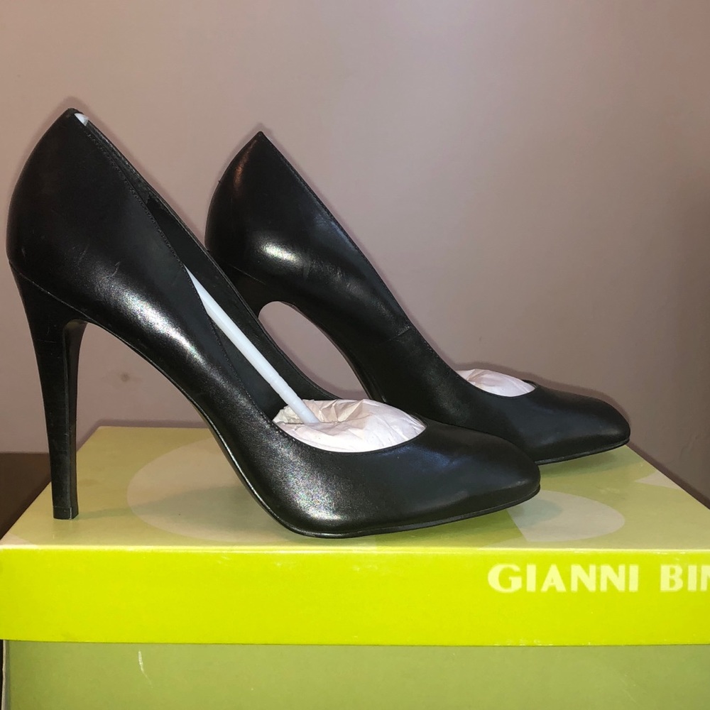 NEW Gianni Bini black leather heels - sz 8.5